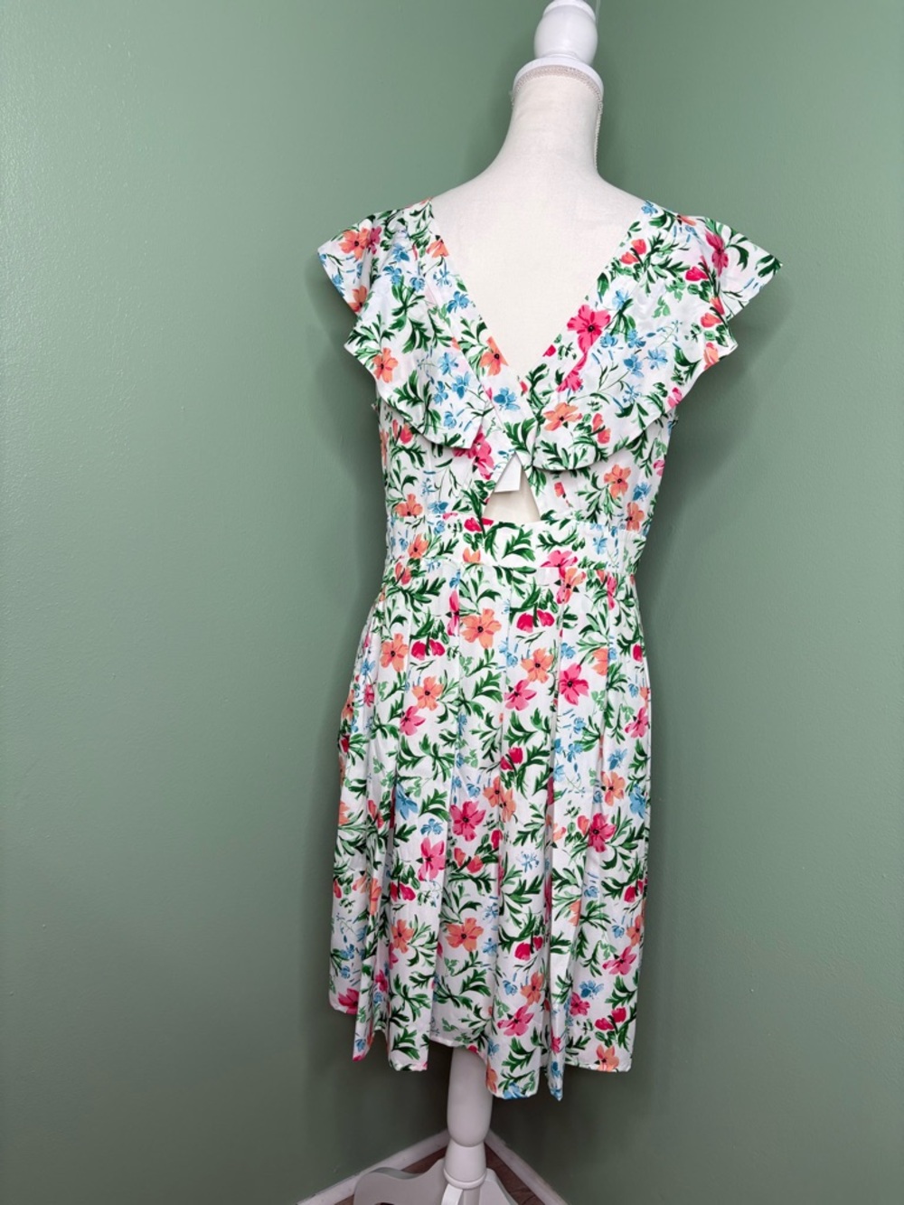 Kensie White Floral Midi Dress with Pink & Green Print - Picture 2 of 14